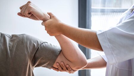 The Role of Multidisciplinary Teams in TBI Rehabilitation: Best Practices and Challenges