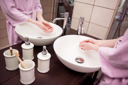 Adapting Bathrooms for Aging in Place: Accessibility, Products, and Best Practices