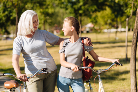The Role of Physical Therapy in Successful Joint Replacement Rehabilitation for Seniors