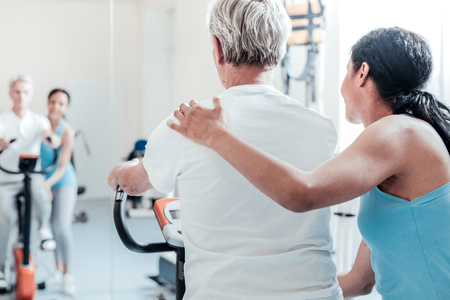 Non-Surgical Approaches to Managing Chronic Back Pain: Physical Therapy Techniques